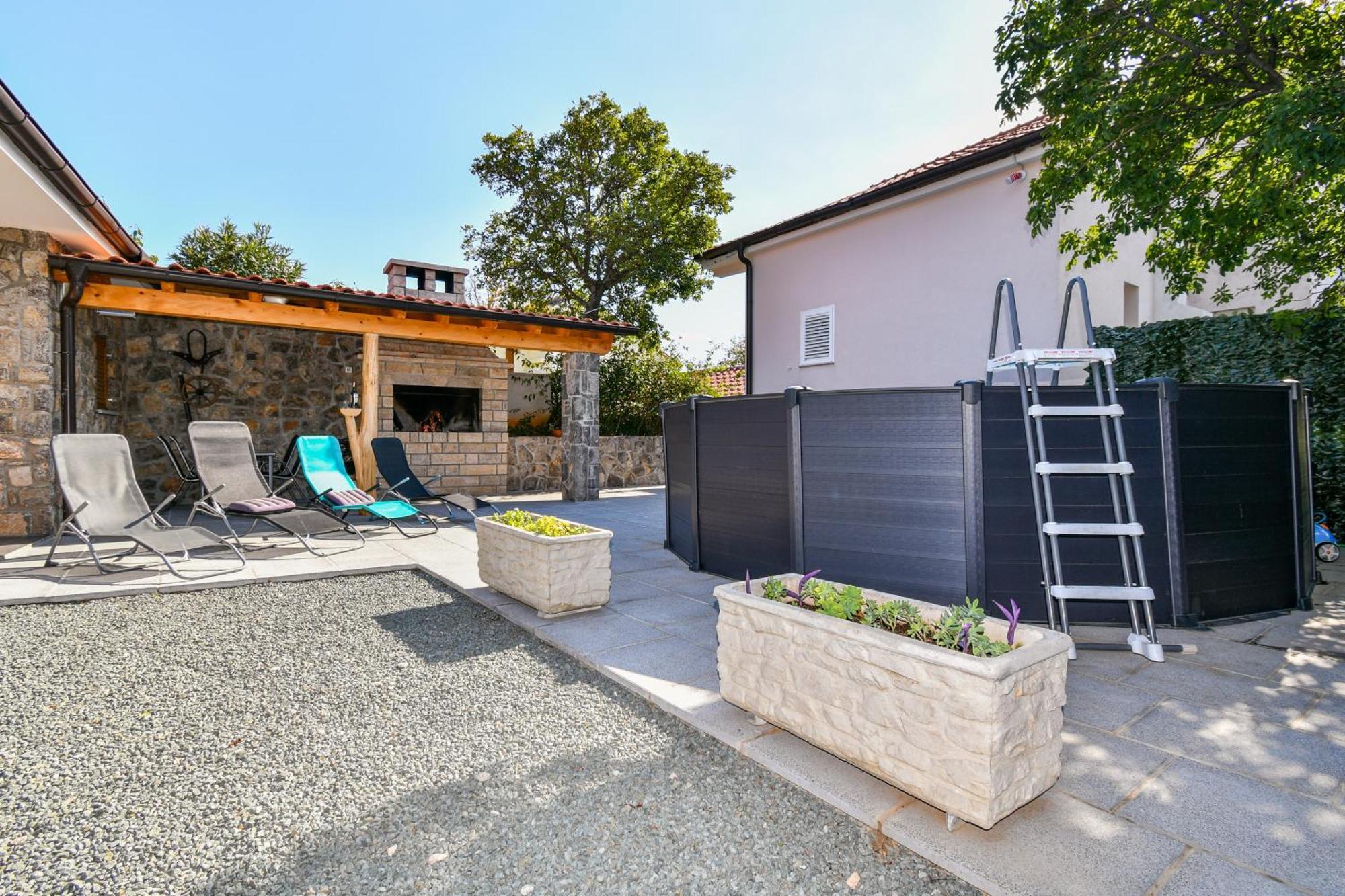Apartman Lavanda Sa Bazenom I Okucnicom 4* Hreljin ภายนอก รูปภาพ